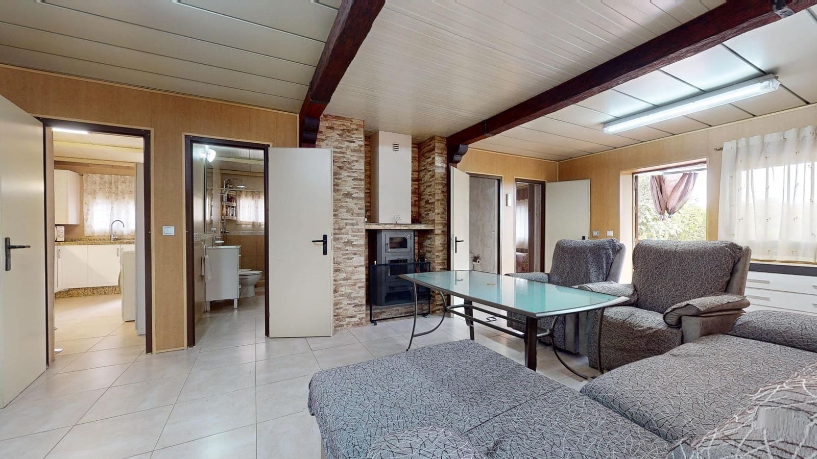 3 slaapkamer Villa te koop in Cordoba stad met zwembad garage - € 135.000 (Ref: 9359909)