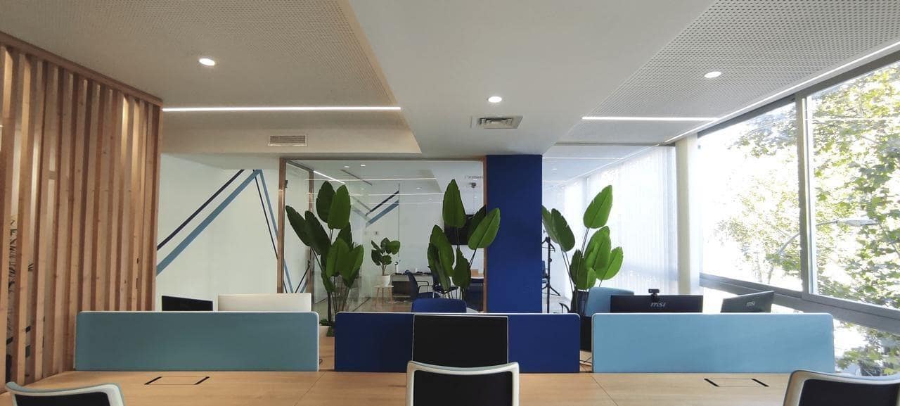 Office for rent in Cordoba city - € 185 (Ref: 9359910)