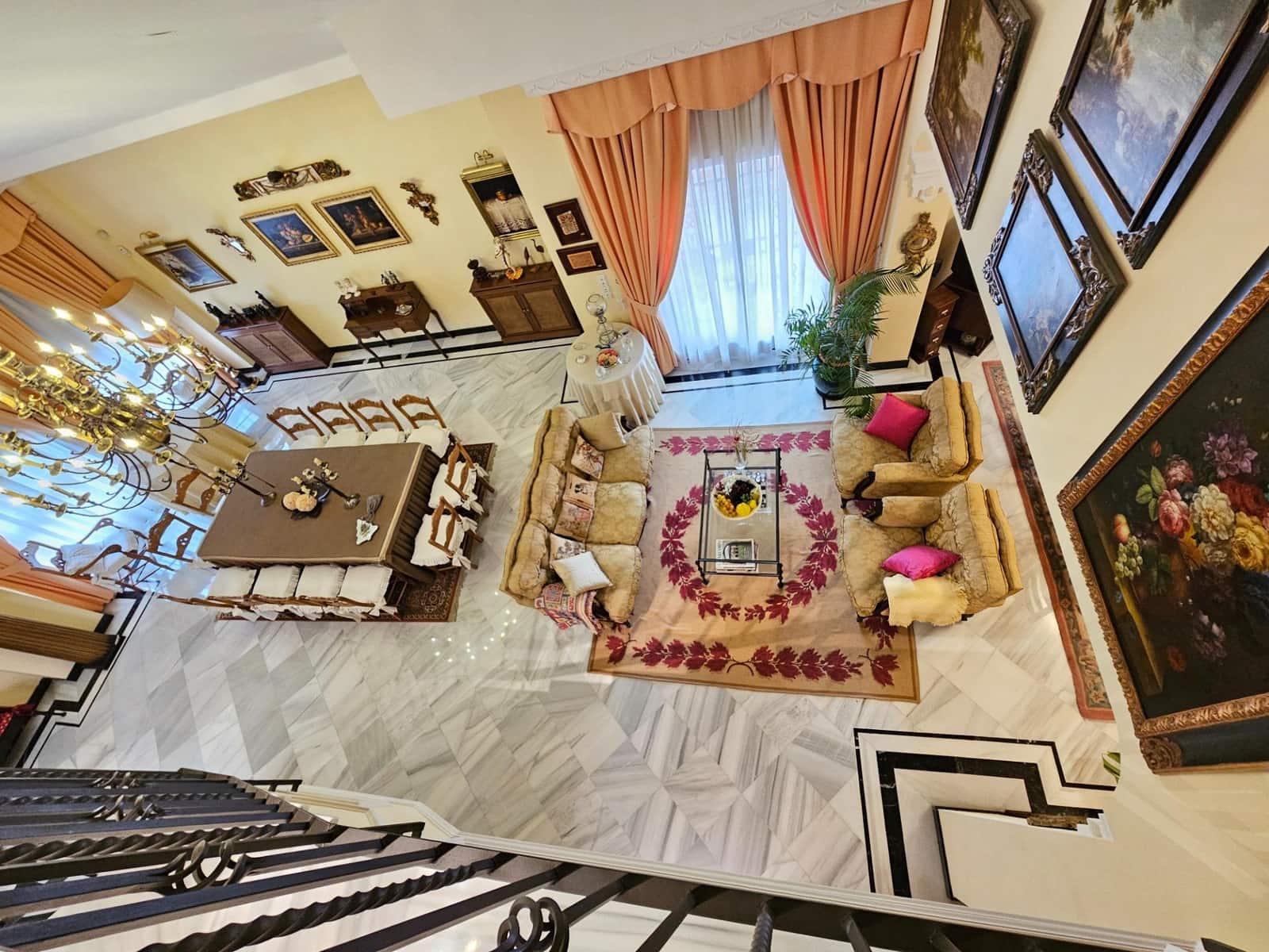 8 soveværelse Villa til salg i Cordoba by med swimmingpool - € 790.000 (Ref: 9359911)