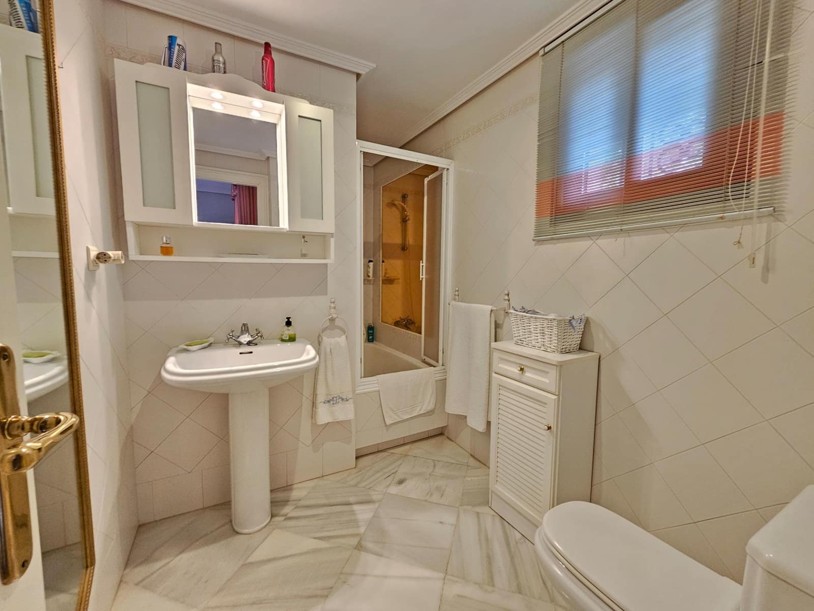 8 soveværelse Villa til salg i Cordoba by med swimmingpool - € 790.000 (Ref: 9359911)