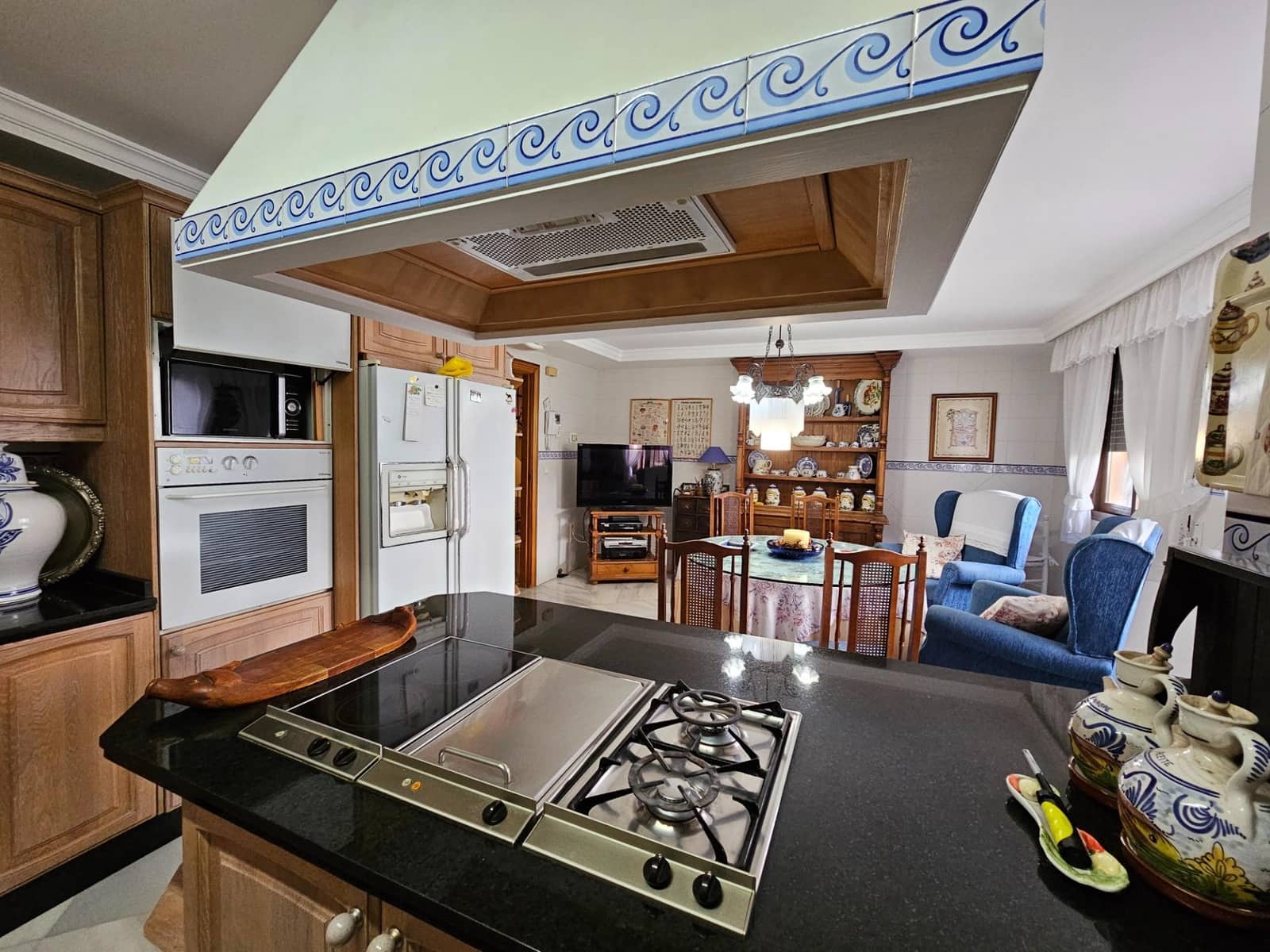 8 soveværelse Villa til salg i Cordoba by med swimmingpool - € 790.000 (Ref: 9359911)