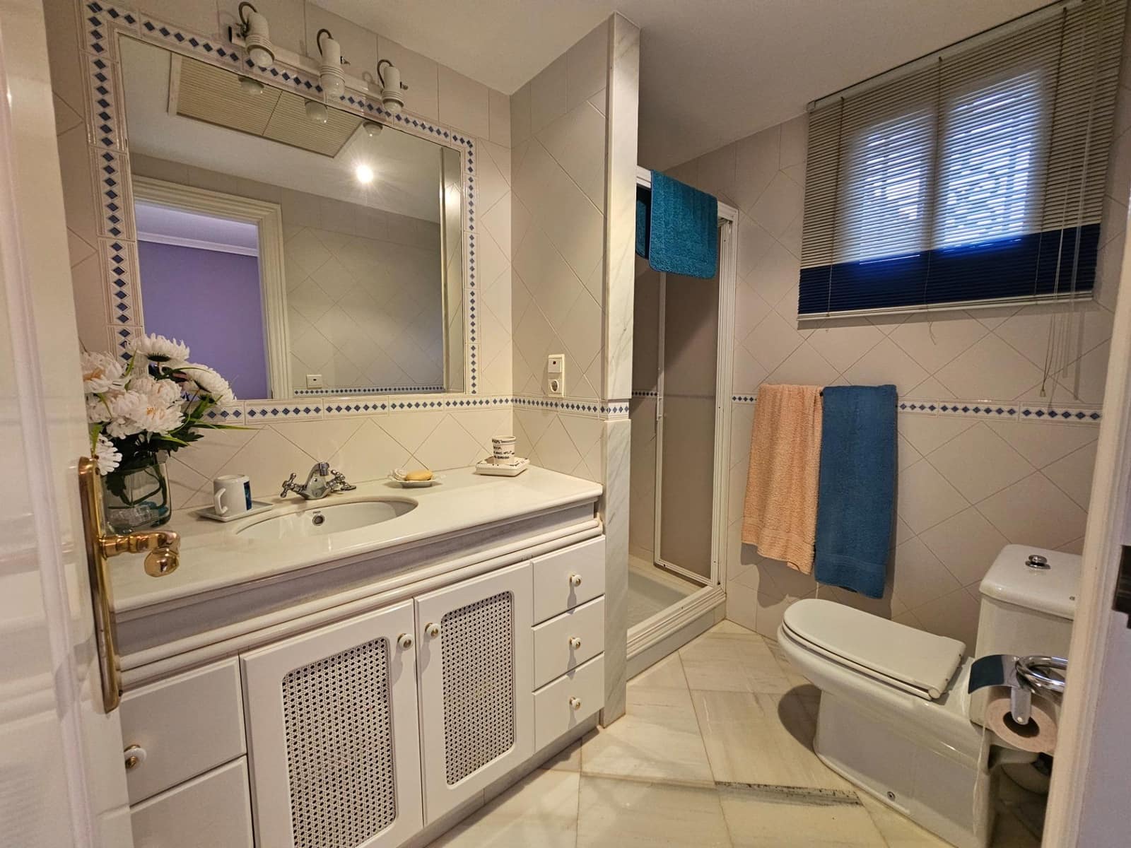 8 soveværelse Villa til salg i Cordoba by med swimmingpool - € 790.000 (Ref: 9359911)