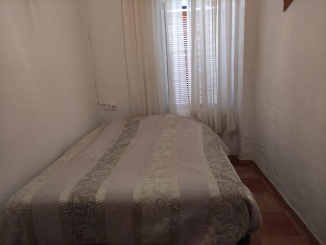 7 soveværelse Villa til salg i Almodóvar del Río med garage - € 139.000 (Ref: 9359916)