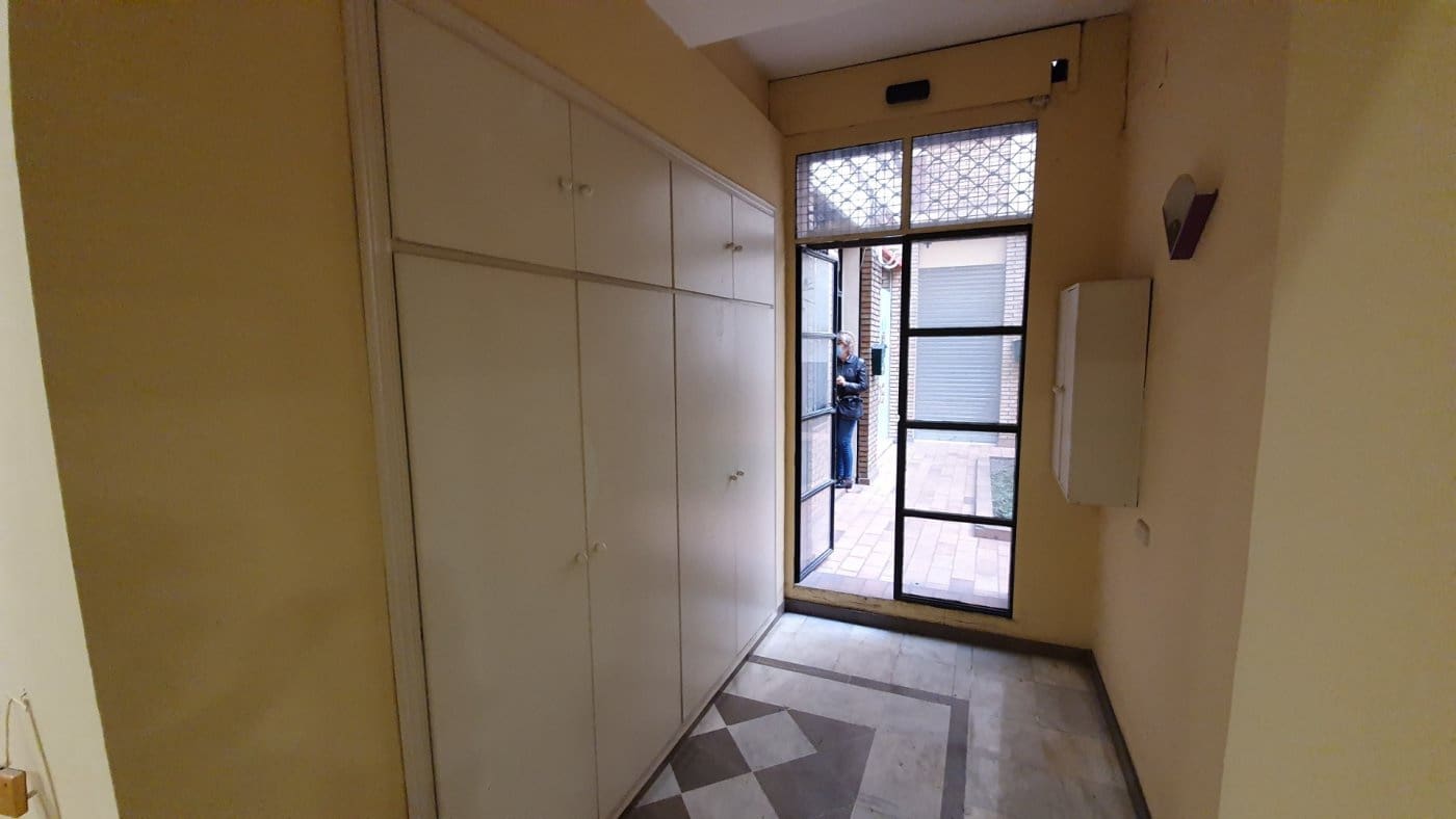 Commercieel te koop in Cordoba stad - € 89.000 (Ref: 9359921)