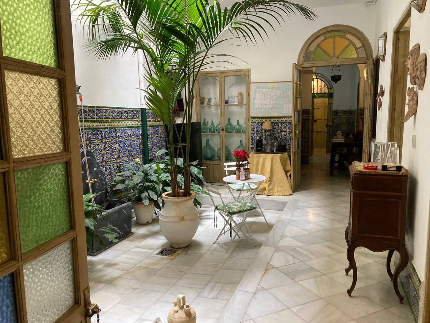 8 soveværelse Byhus til salg i Cordoba by med garage - € 1.295.000 (Ref: 9359923)