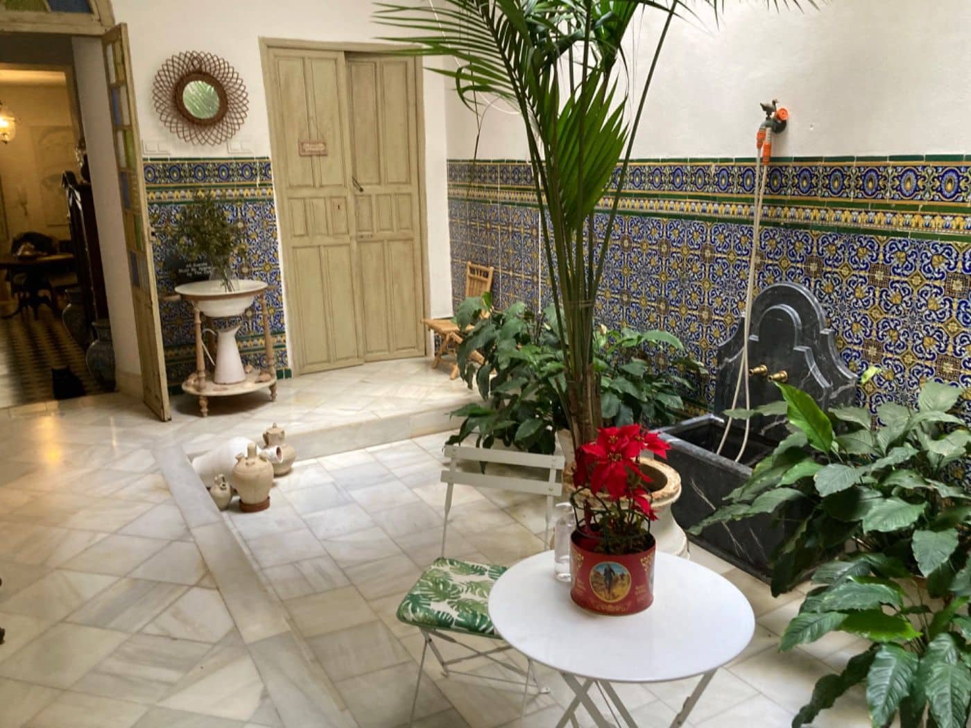 8 soveværelse Byhus til salg i Cordoba by med garage - € 1.295.000 (Ref: 9359923)