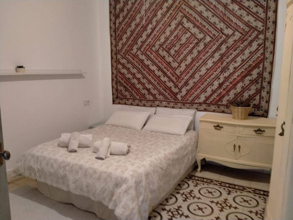 8 soveværelse Byhus til salg i Cordoba by med garage - € 1.295.000 (Ref: 9359923)