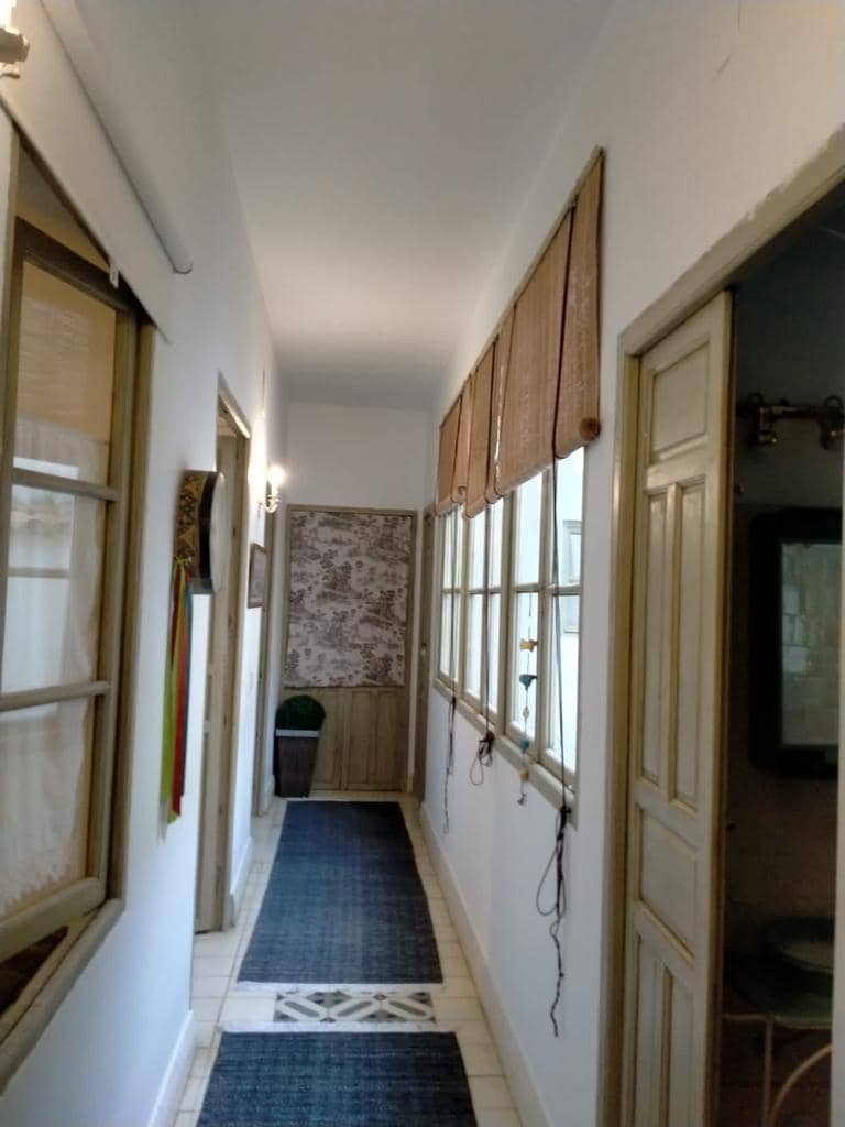 8 soveværelse Byhus til salg i Cordoba by med garage - € 1.295.000 (Ref: 9359923)