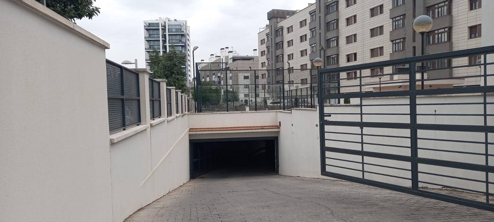 Garaż na sprzedaż w Miasto Kordoba - 22 000 € (Ref: 9359925)