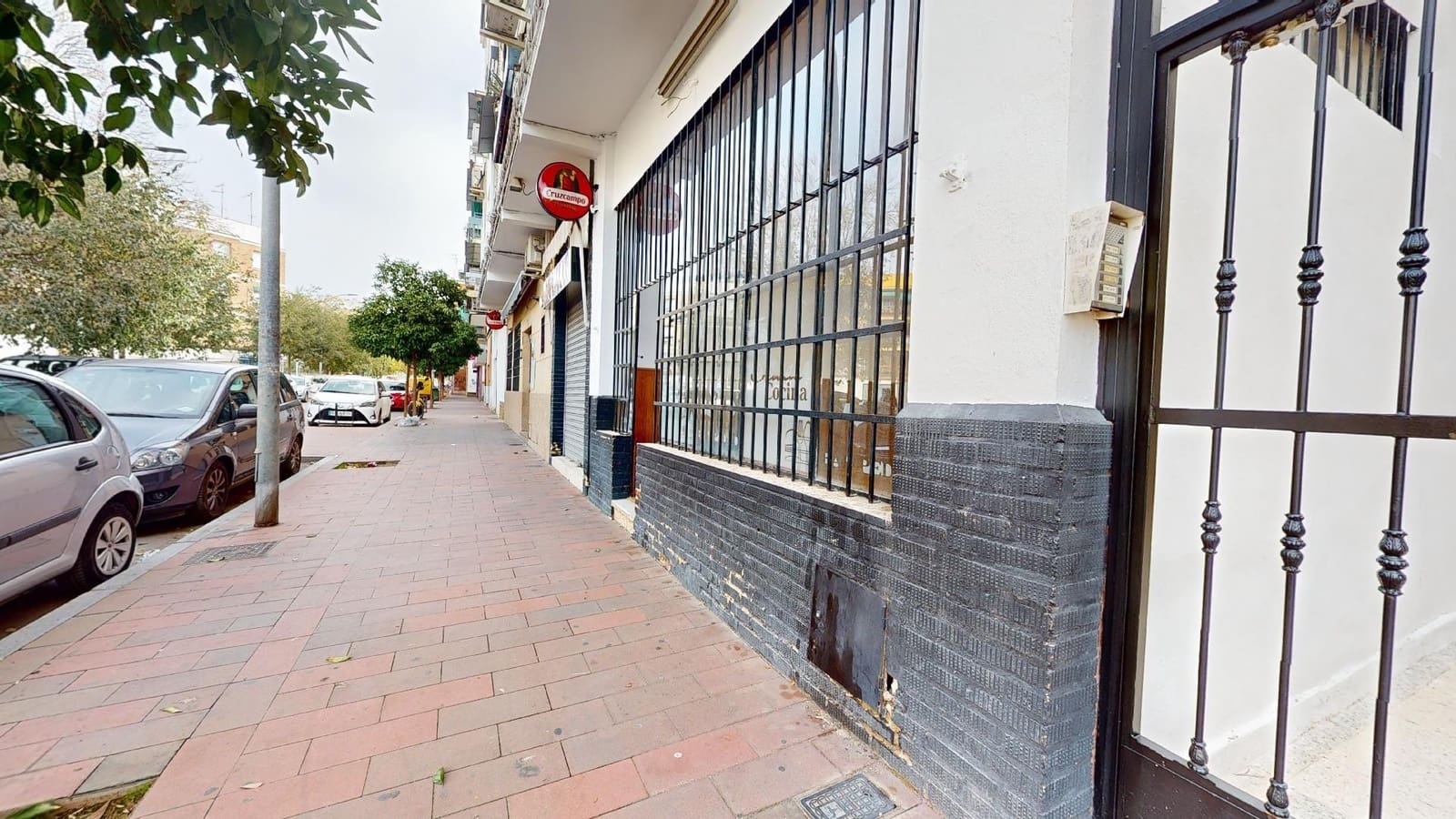 Kaupallinen myytävänä paikassa Cordoba kaupunki - 42 000 € (Ref: 9359926)