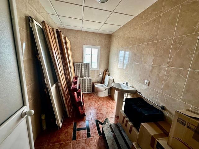 Business for sale in Fuente Obejuna - € 280,000 (Ref: 9359928)