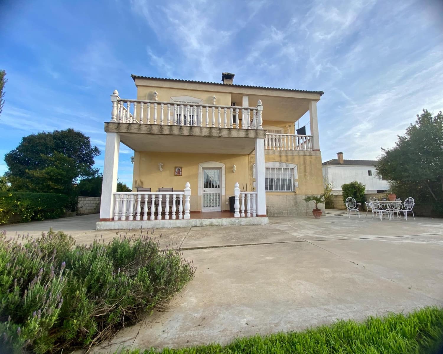 4 slaapkamer Villa te koop in Cordoba stad met garage - € 265.200 (Ref: 9359933)