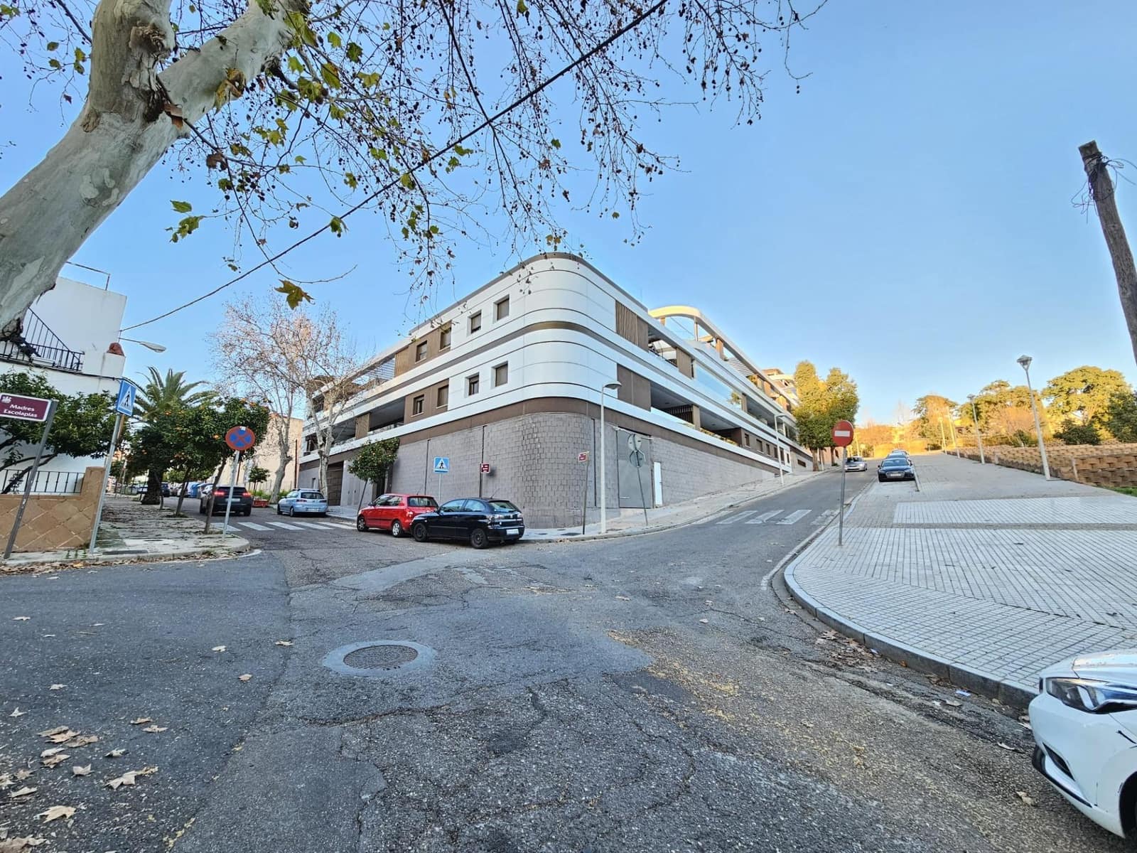 Kaupallinen myytävänä paikassa Cordoba kaupunki - 335 000 € (Ref: 9359938)