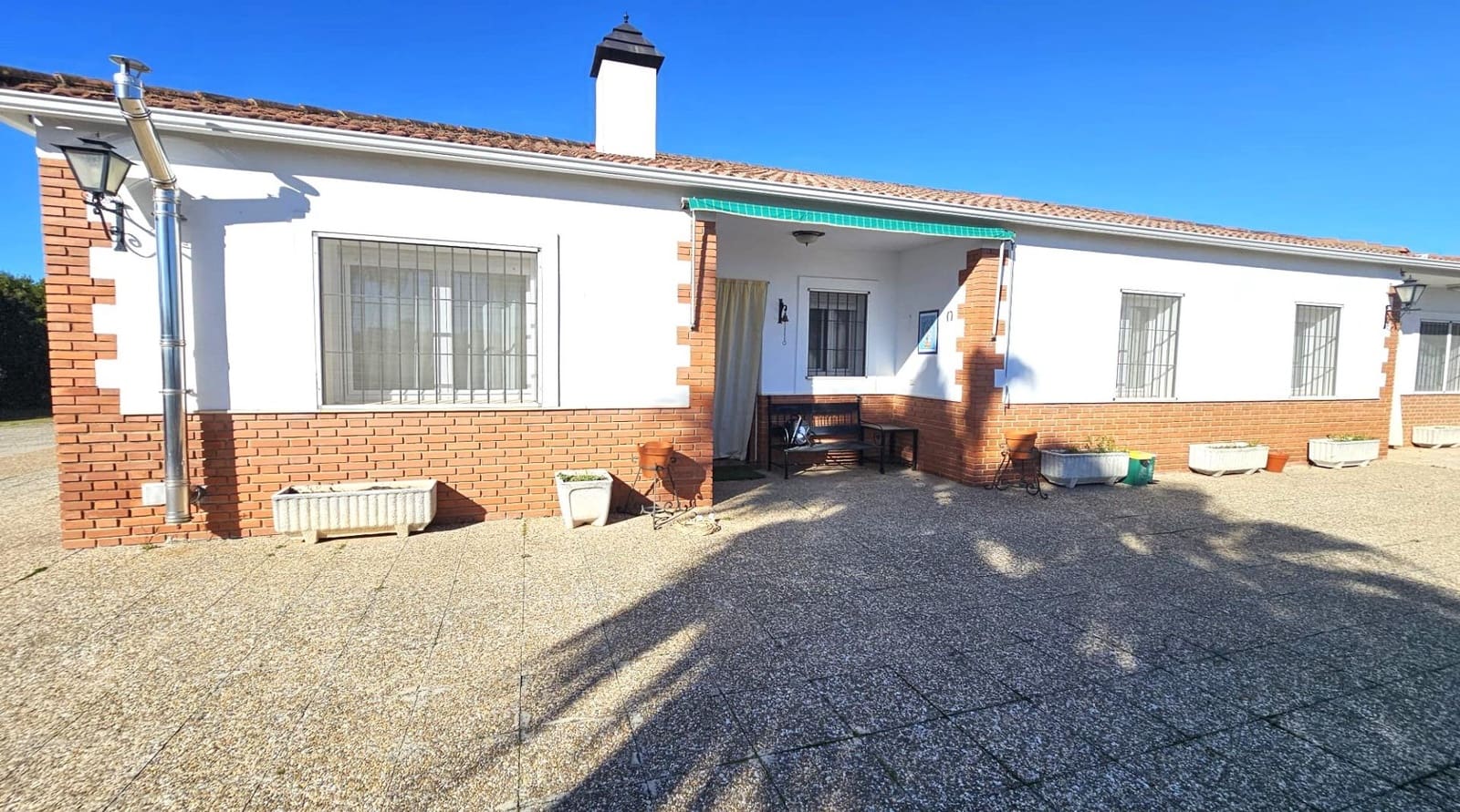 3 Zimmer Villa zu verkaufen in Villaviciosa de Cordoba mit Pool Garage - 195.000 € (Ref: 9359939)