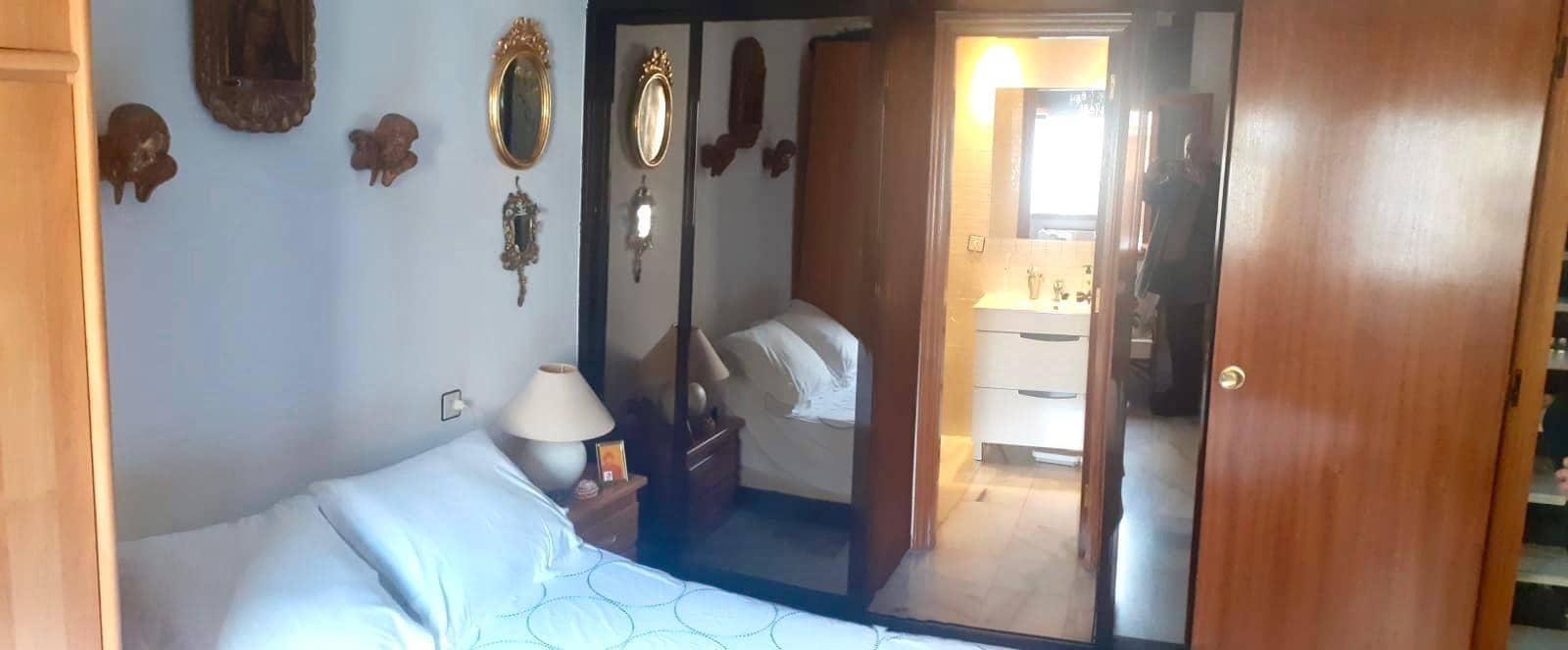 Casa de 5 habitaciones en Córdoba ciudad en venta - 245.000 € (Ref: 9359941)