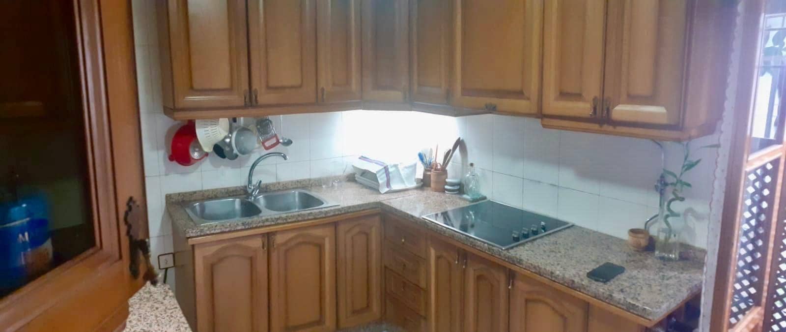 Casa de 5 habitaciones en Córdoba ciudad en venta - 245.000 € (Ref: 9359941)
