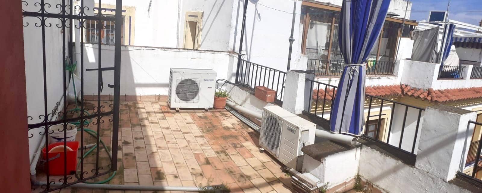 Casa de 5 habitaciones en Córdoba ciudad en venta - 245.000 € (Ref: 9359941)