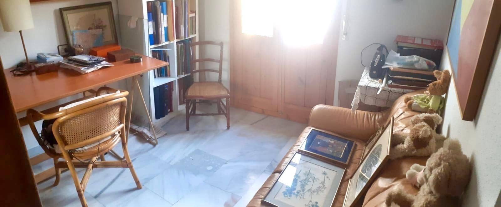 Casa de 5 habitaciones en Córdoba ciudad en venta - 245.000 € (Ref: 9359941)