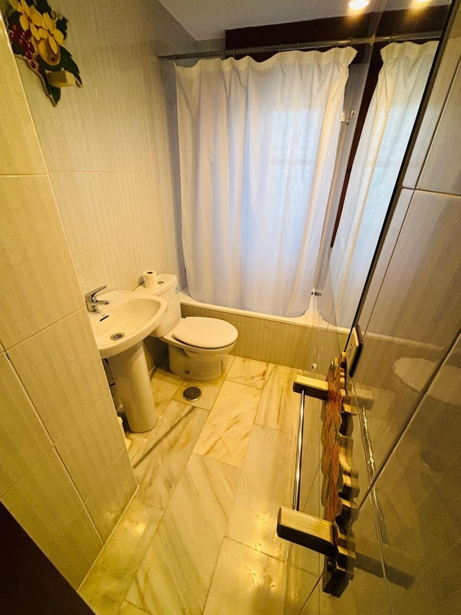 5 soverom Hus til salgs i Cordoba by - € 245 000 (Ref: 9359941)