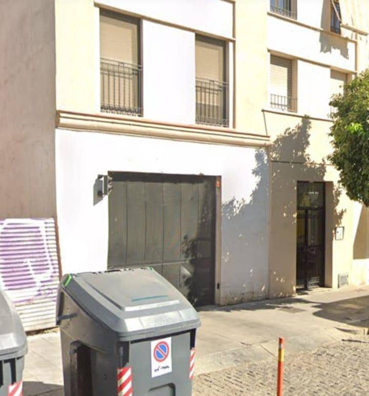 Garage for sale in Cordoba city - € 34,000 (Ref: 9359942)
