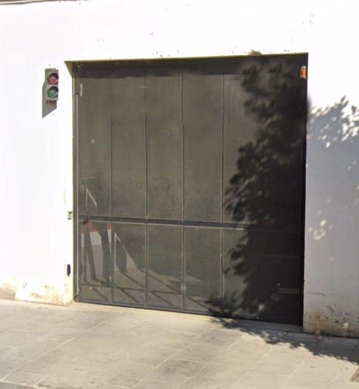 Garage for sale in Cordoba city - € 34,000 (Ref: 9359942)