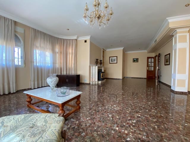 7 soverom Villa til salgs i Córdoba by med svømmebasseng garasje - € 430 000 (Ref: 9359943)