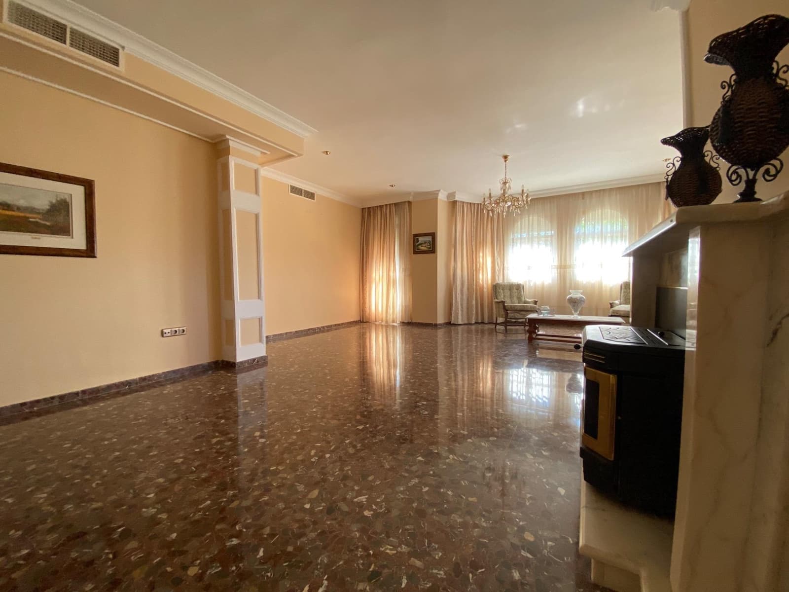 7 chambre Villa/Maison à vendre à Cordoue ville avec piscine garage - 399 000 € (Ref: 9359943)