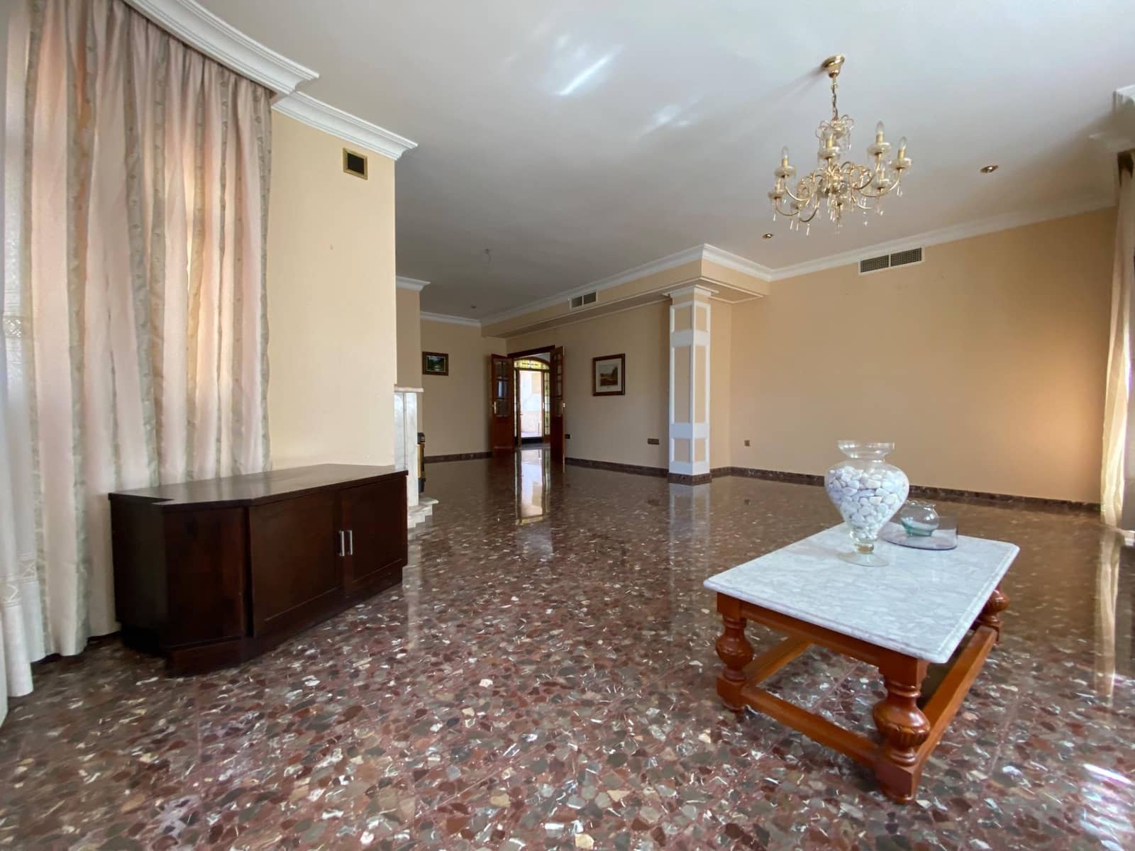 7 chambre Villa/Maison à vendre à Cordoue ville avec piscine garage - 399 000 € (Ref: 9359943)