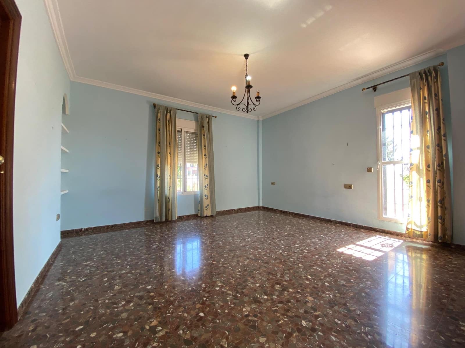 7 chambre Villa/Maison à vendre à Cordoue ville avec piscine garage - 399 000 € (Ref: 9359943)