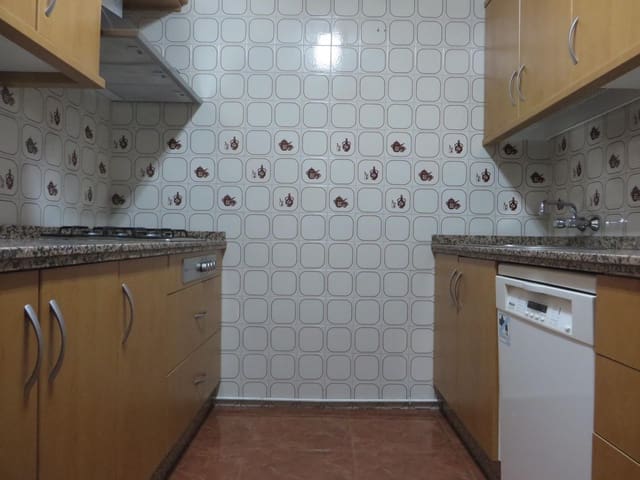 3 camera da letto Appartamento in vendita in Fuensantilla-Edisol, Cordova città con garage - 150.000 € (Rif: 9359944)