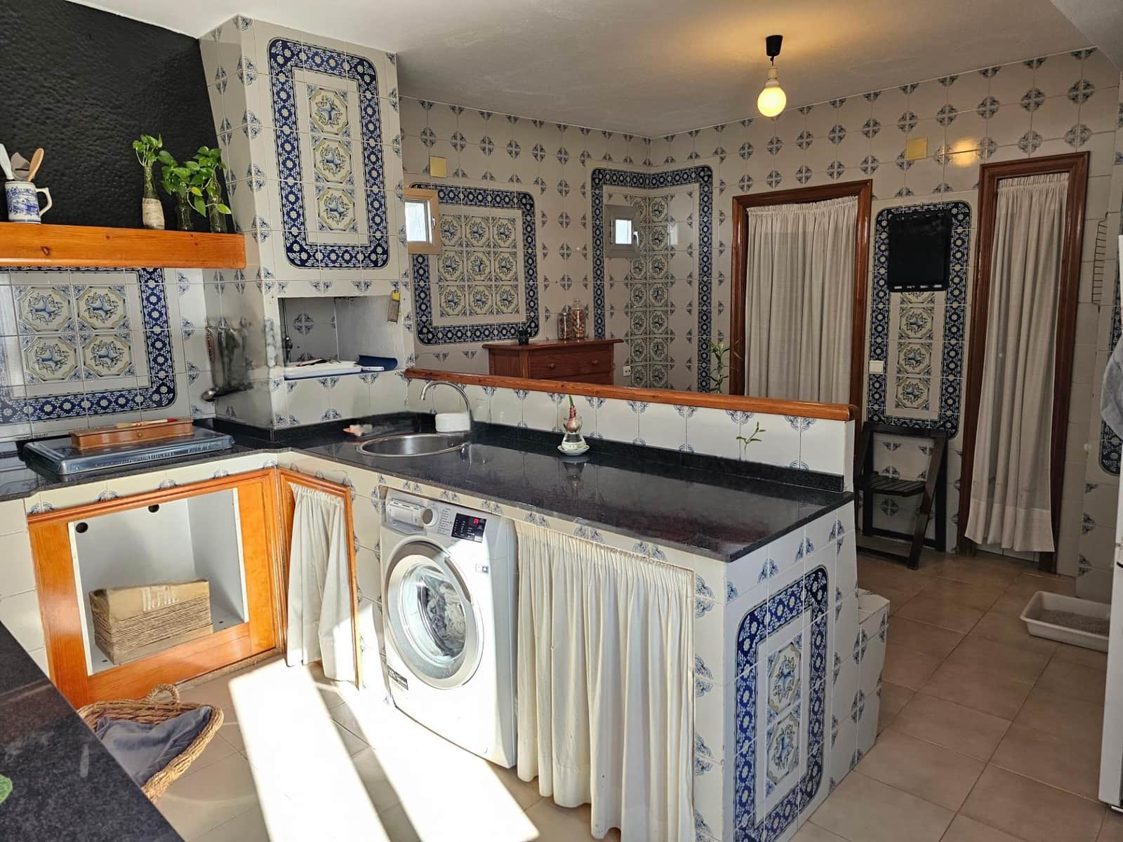 10 soveværelse Byhus til salg i Cordoba by - € 649.000 (Ref: 9359947)