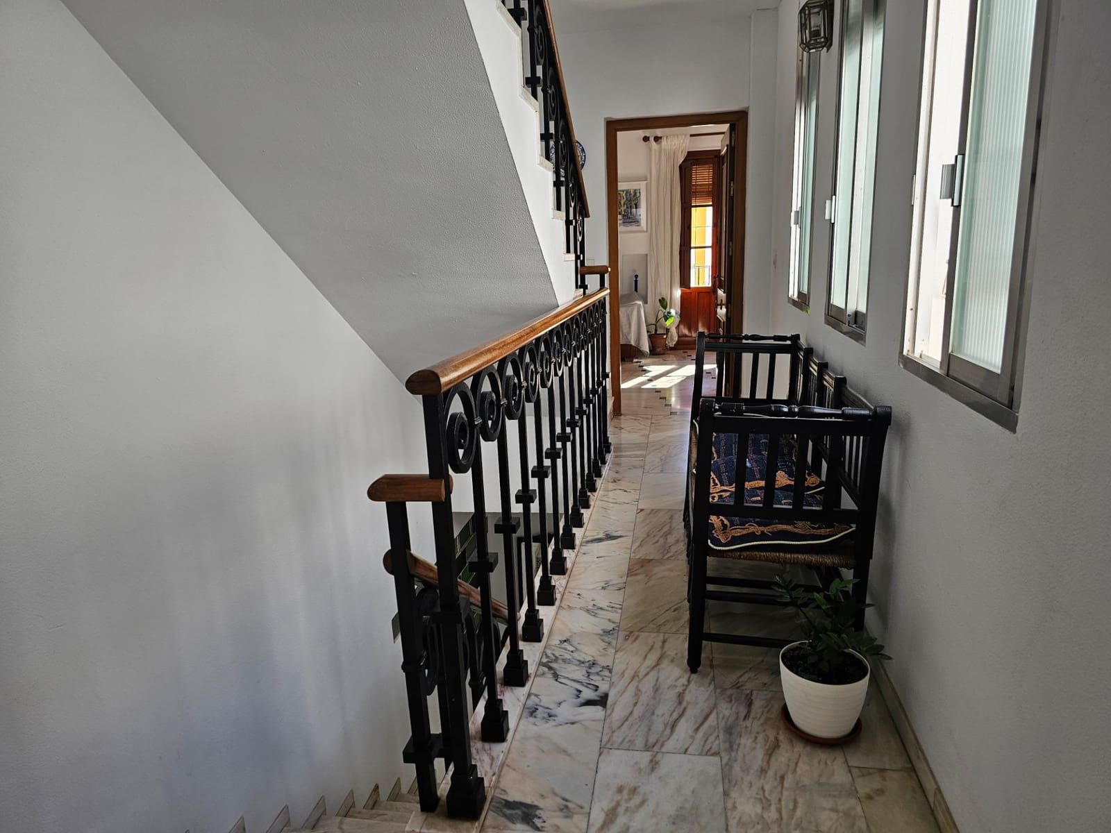 10 soveværelse Byhus til salg i Cordoba by - € 649.000 (Ref: 9359947)