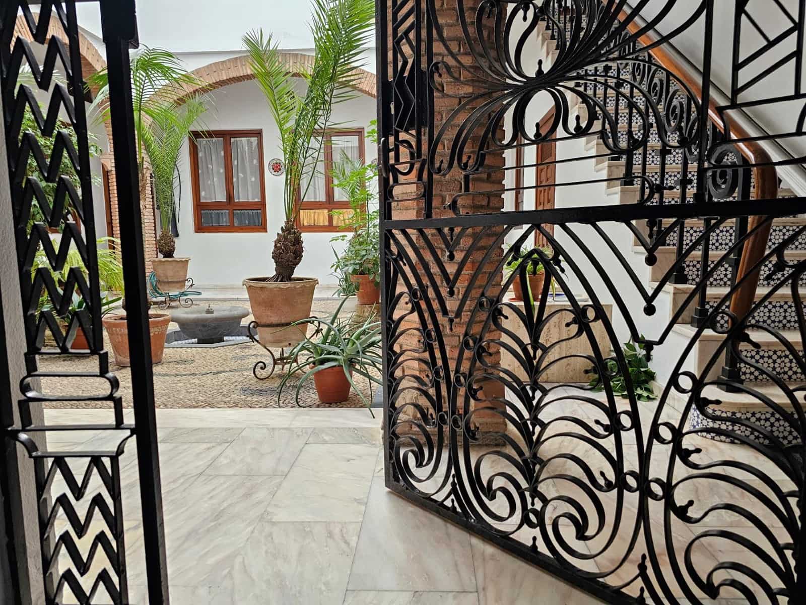 10 soveværelse Byhus til salg i Cordoba by - € 649.000 (Ref: 9359947)