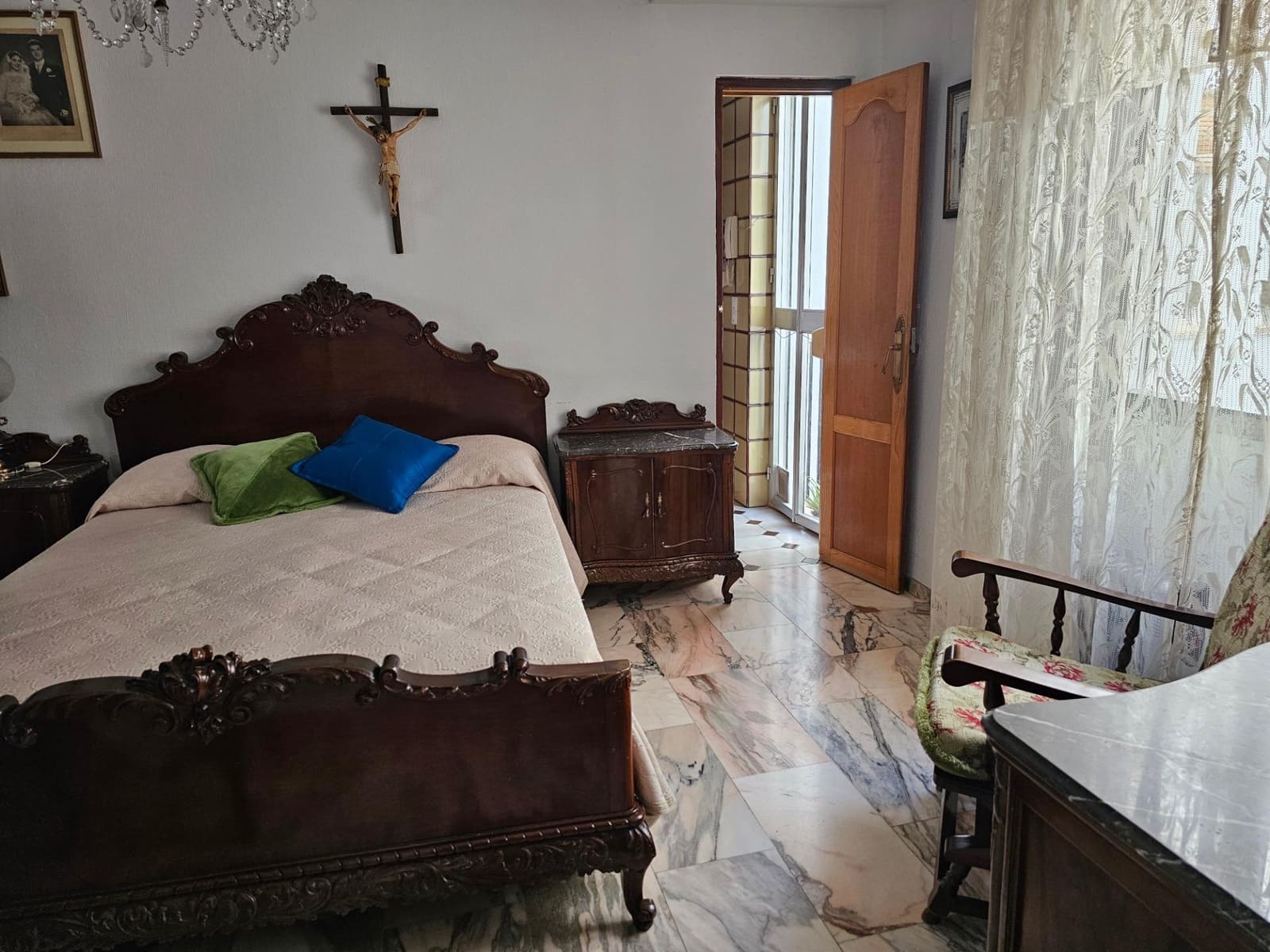 10 soveværelse Byhus til salg i Cordoba by - € 649.000 (Ref: 9359947)