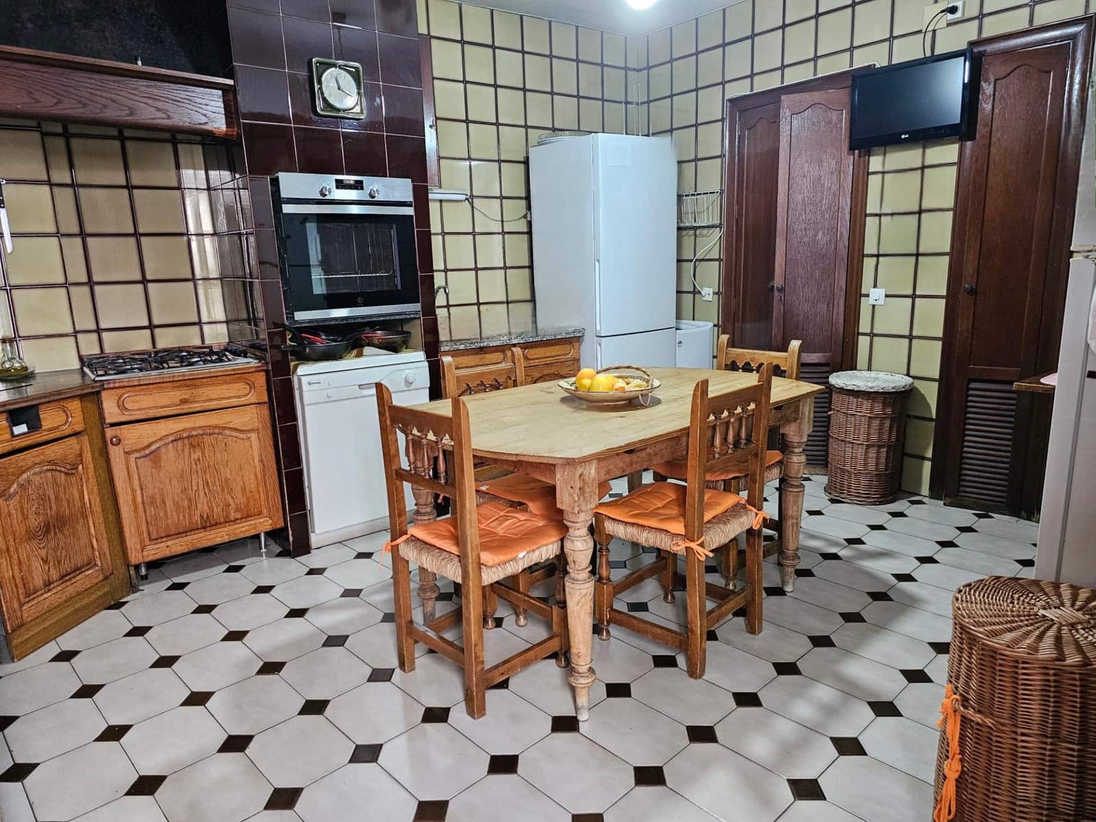 10 soveværelse Byhus til salg i Cordoba by - € 649.000 (Ref: 9359947)