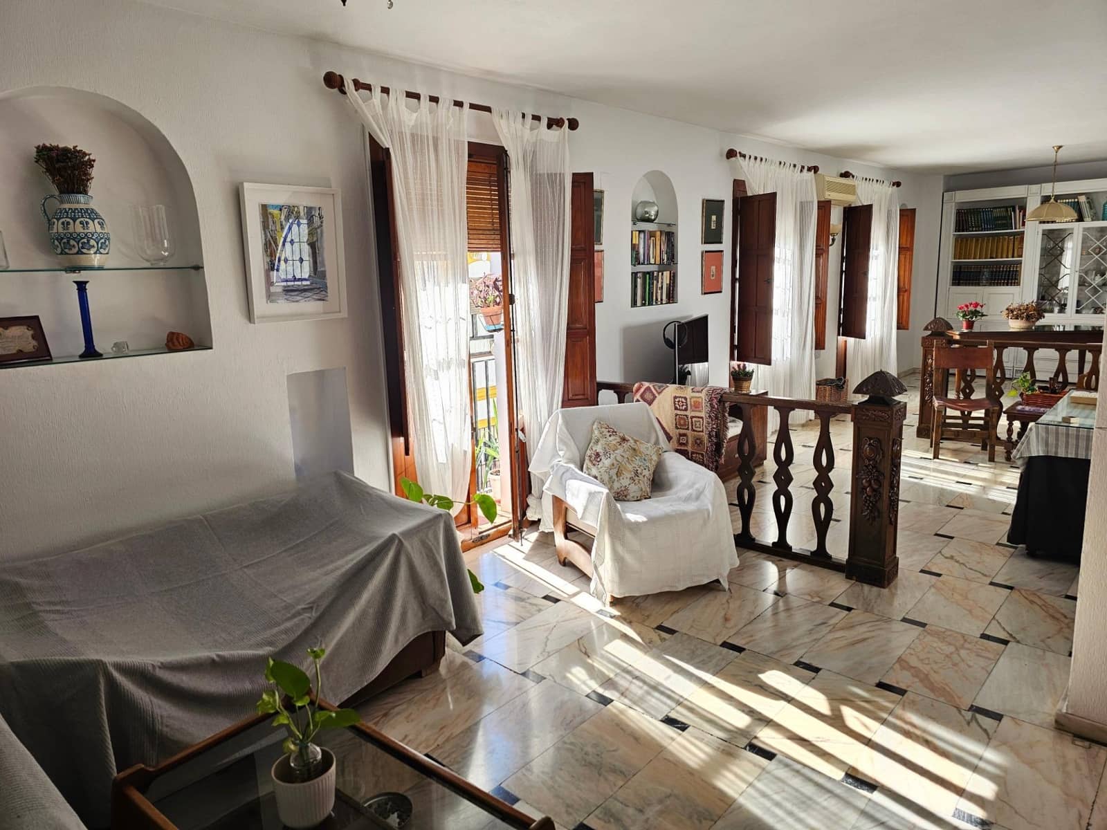 10 soveværelse Byhus til salg i Cordoba by - € 649.000 (Ref: 9359947)