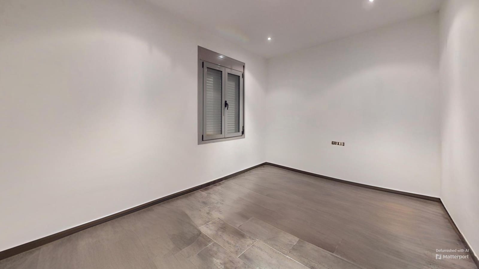 4 soverom Rekkehus til salgs i La Carlota med svømmebasseng garasje - € 180 000 (Ref: 9359952)