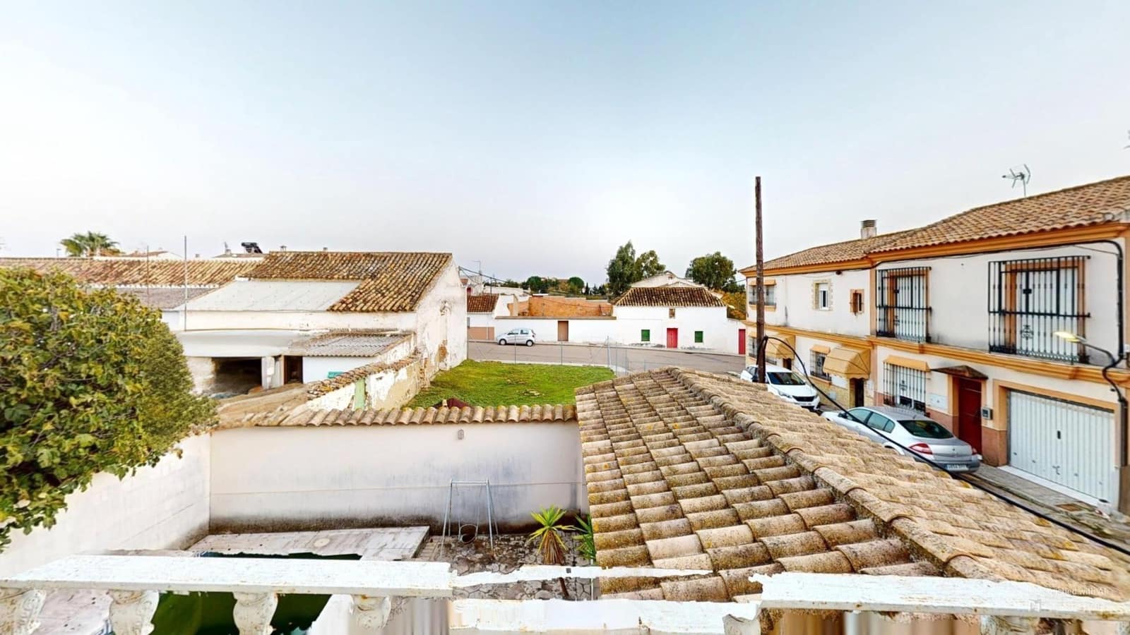 4 soverom Rekkehus til salgs i La Carlota med svømmebasseng garasje - € 180 000 (Ref: 9359952)