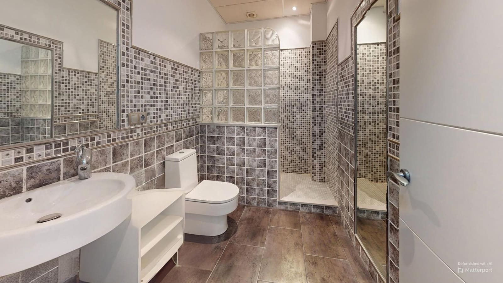 4 soverom Rekkehus til salgs i La Carlota med svømmebasseng garasje - € 180 000 (Ref: 9359952)