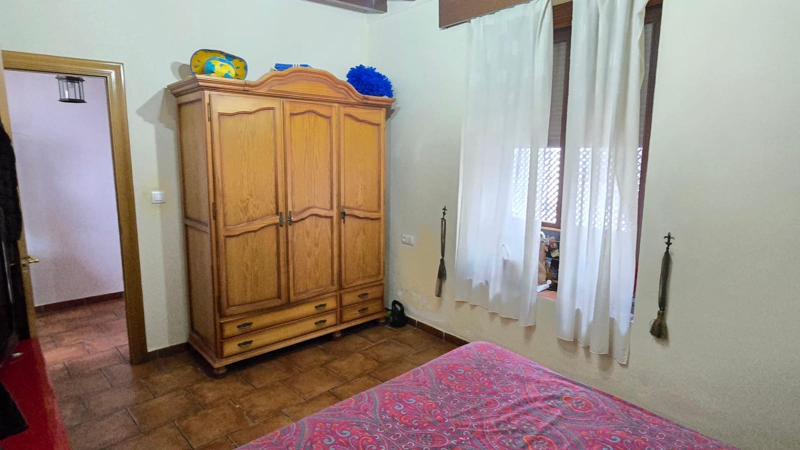 8 soveværelse Byhus til salg i Cordoba by - € 460.000 (Ref: 9359954)