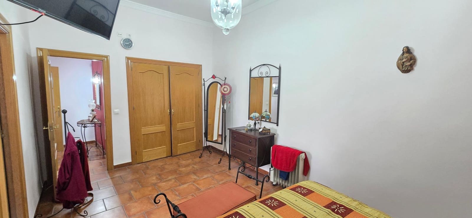 8 soveværelse Byhus til salg i Cordoba by - € 460.000 (Ref: 9359954)