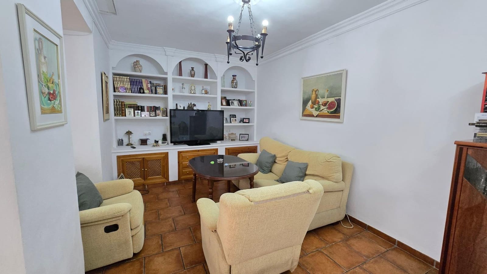 8 soveværelse Byhus til salg i Cordoba by - € 460.000 (Ref: 9359954)