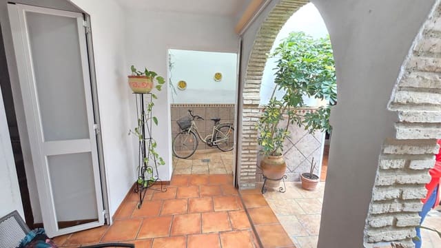 8 sypialnia Dom na sprzedaż w Ollerías, Miasto Kordoba - 460 000 € (Ref: 9359954)