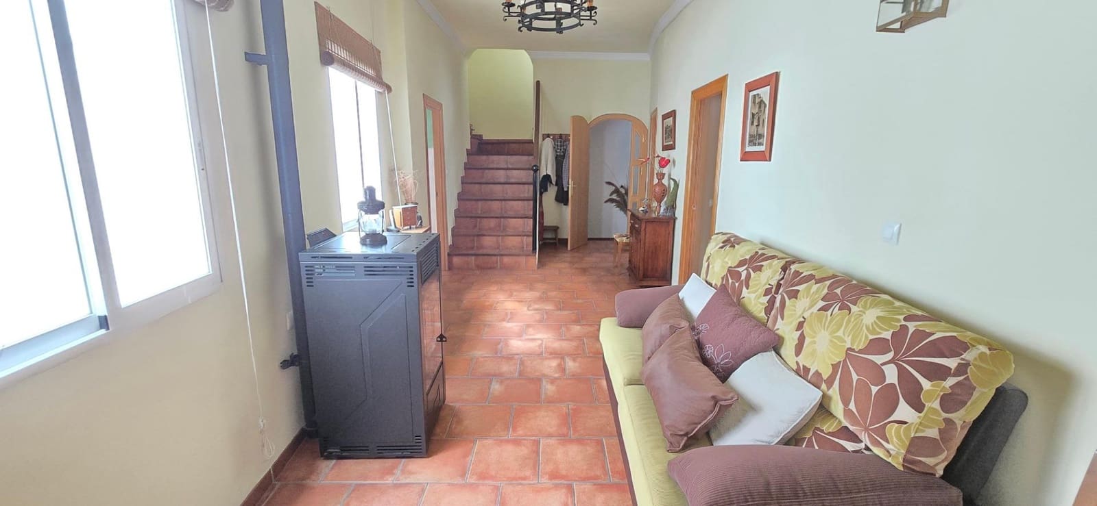 8 soveværelse Byhus til salg i Cordoba by - € 460.000 (Ref: 9359954)