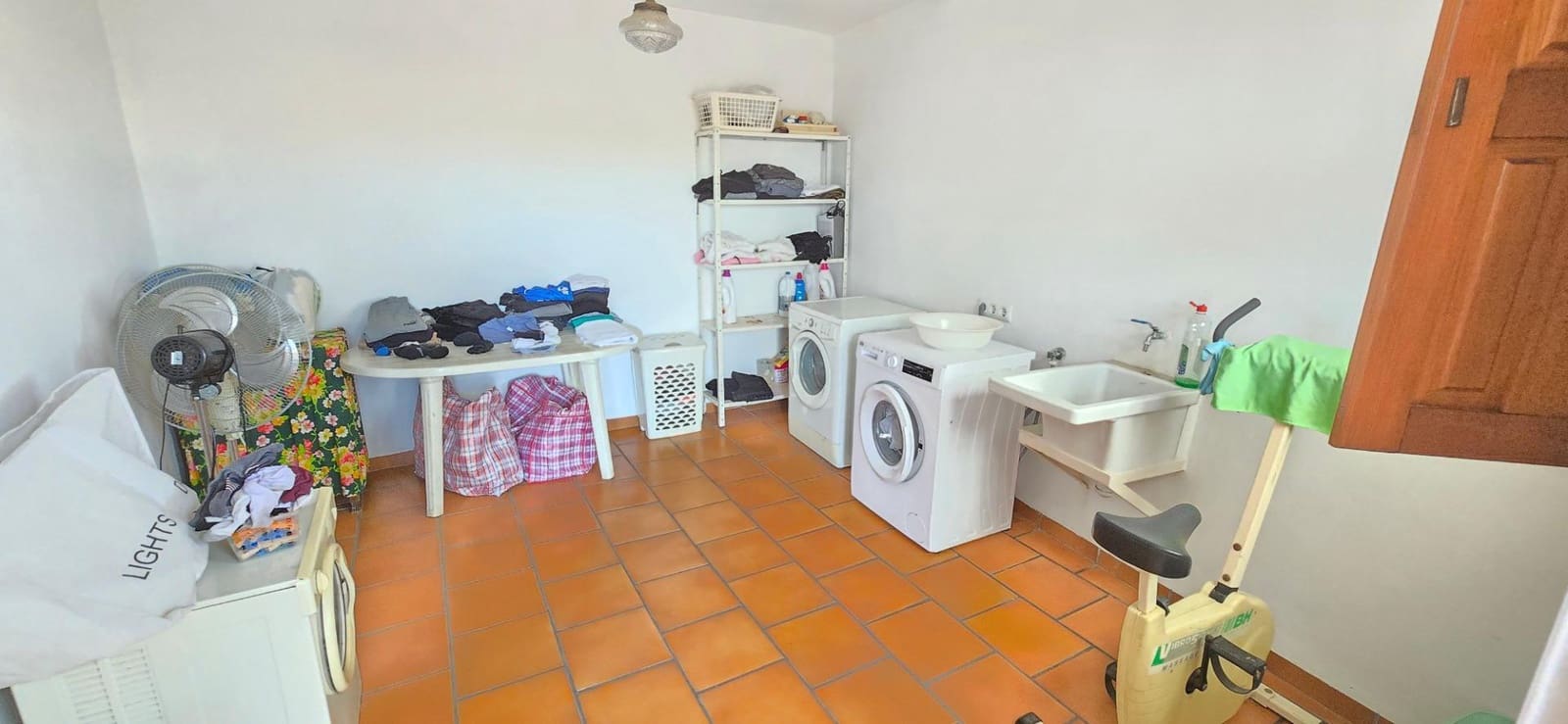 8 soveværelse Byhus til salg i Cordoba by - € 460.000 (Ref: 9359954)