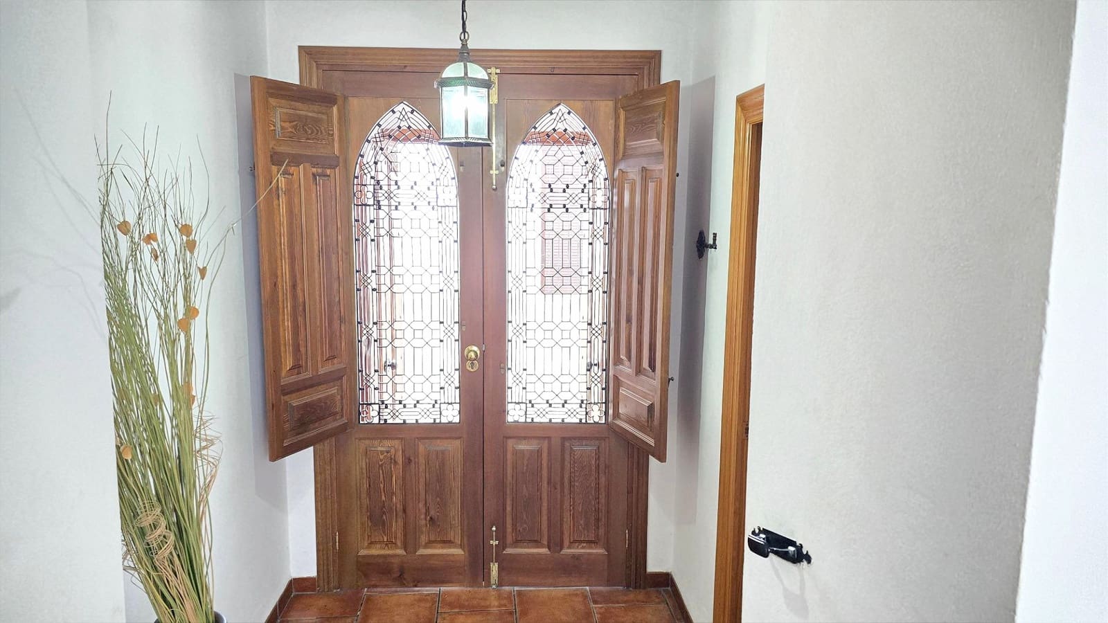 8 soveværelse Byhus til salg i Cordoba by - € 460.000 (Ref: 9359954)