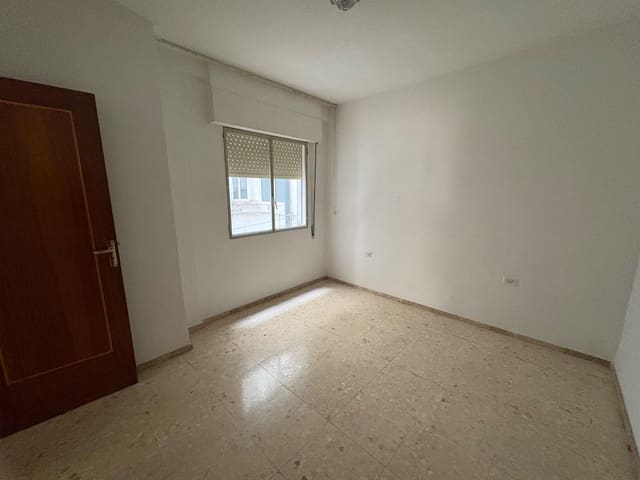 4 camera da letto Appartamento in vendita in Centro, Cordova città - 180.000 € (Rif: 9359961)