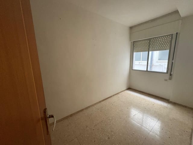4 camera da letto Appartamento in vendita in Centro, Cordova città - 180.000 € (Rif: 9359961)