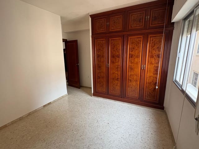 3 camera da letto Appartamento in vendita in Centro, Cordova città - 180.000 € (Rif: 9359962)