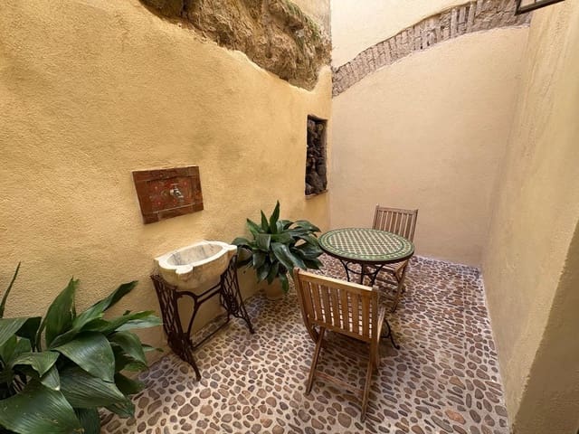 1 soveværelse Lejlighed til salg i Córdoba by - € 290.000 (Ref: 9359964)